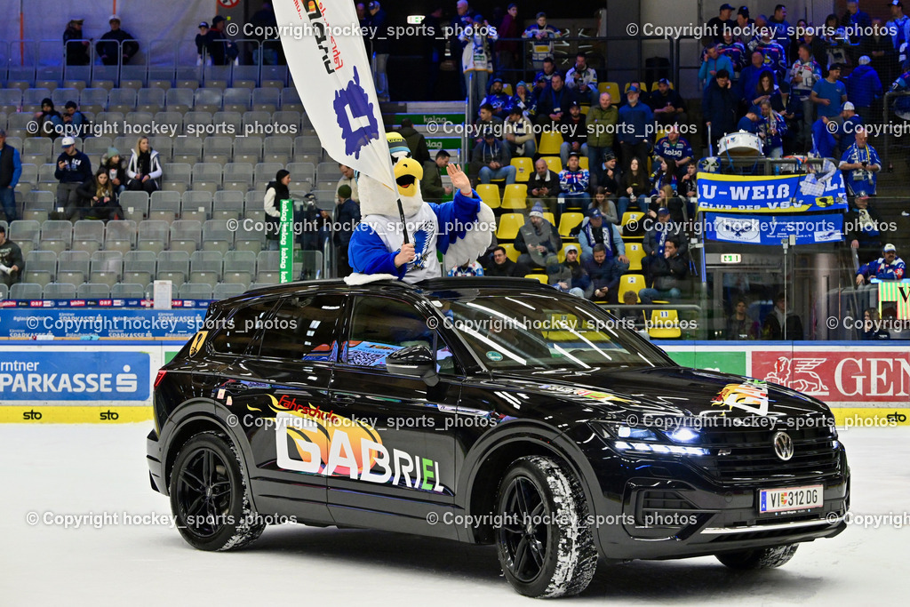 EC IDM WÄRMEPUMPEN VSV vs. Steinbach Black Wings Linz | Maskottchen EC VSV, Fahrschule Gabriel, EC IDM WÄRMEPUMPEN VSV vs. Steinbach Black Wings Linz, EC IDM WÄRMEPUMPEN VSV vs. Steinbach Black Wings Linz am 04.03.2026 in Villach (Stadthalle Villach), Austria, (Photo by Bernd Stefan)
