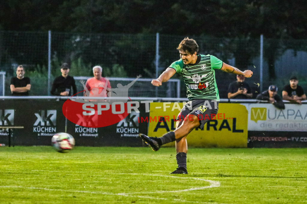 SAK Klagenfurt - VST Völkermarkt 4-5, Kärntner Liga 3. Runde | Anze Pisek (VST Völkermark #9) SAK Klagenfurt - VST Völkermarkt 4-5 am 11.08.2023 in Klagenfurt
(SAK Sportpark), Austria, (Photo by Ernst Krawagner sport-fan.at) - Realisiert mit Pictrs.com