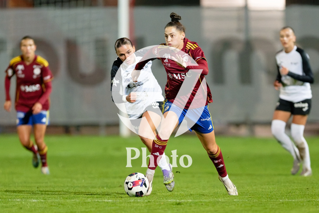 DZ9_5175_c | Switzerland: AXA Womens Super League 2025/26, Servette FC Chenois Feminin vs FC Aarau Frauen - Stade des Trois-Chene, Chene-Bourge: Lumbardha Misini (6 Servette FC Chenois Feminin) controls the ball (action) 