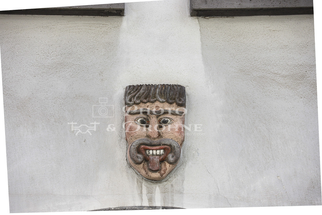 Koblenz-1280-3 | Koblenz ist die Stadt am Zusammenfluss von Rhein und Mosel. Am Deutschen Eck treffen die beiden großen Flüße aufeinander. Koblenz hat eine sehenswerte Altstadt. Es gibt viel Historisches und Modernes zu entdecken. - Realisiert mit Pictrs.com