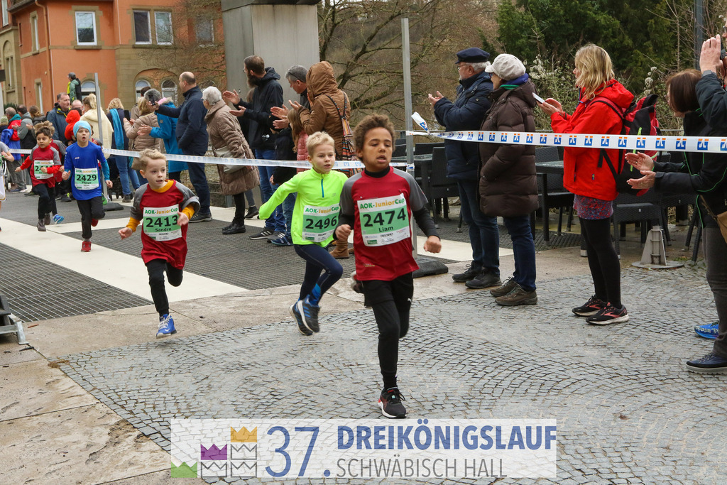 AOK JuniorCup 400m | 3Koenigslauf 2023 - Realisiert mit Pictrs.com