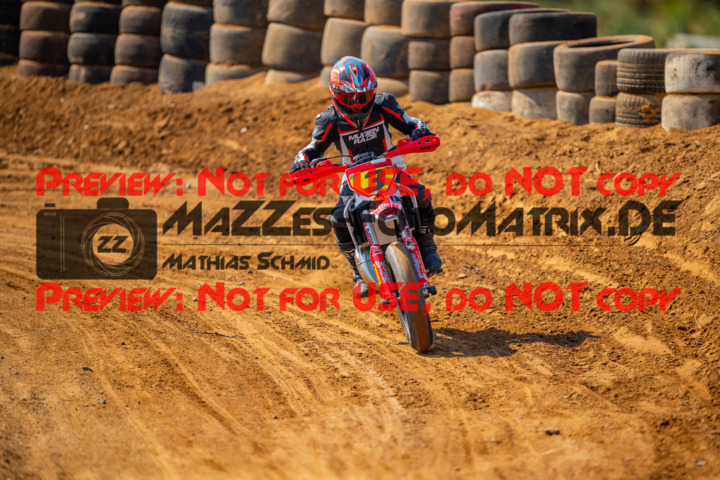 MaZZes-Fotomatrix-20260815-605157 | ROOKIES