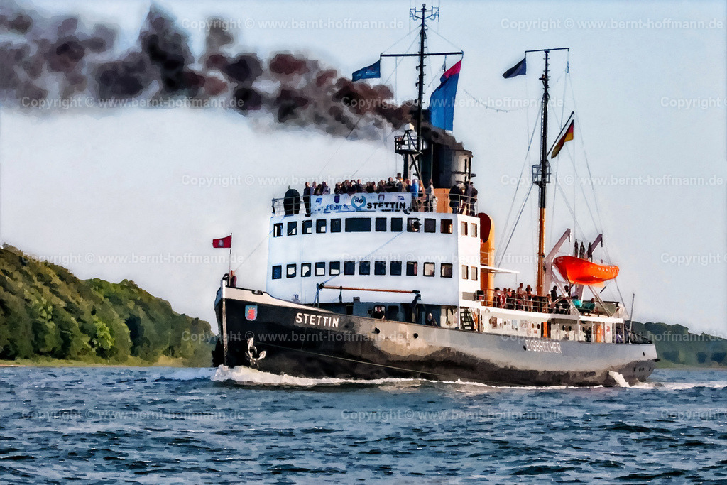 PDM2_0927_STETTIN_180x120 | DIGITALKUNST. Eisbrecher STETTIN. __ Der Hamburger Dampf -Eisbrecher STETTIN auf der Flensburger Förde - während einer Paradefahrt beim Dampfer- Festival " Flensburger Dampf - Rundum ". __ Seitenverhältnis = 3 zu 2. - Realisiert mit Pictrs.com