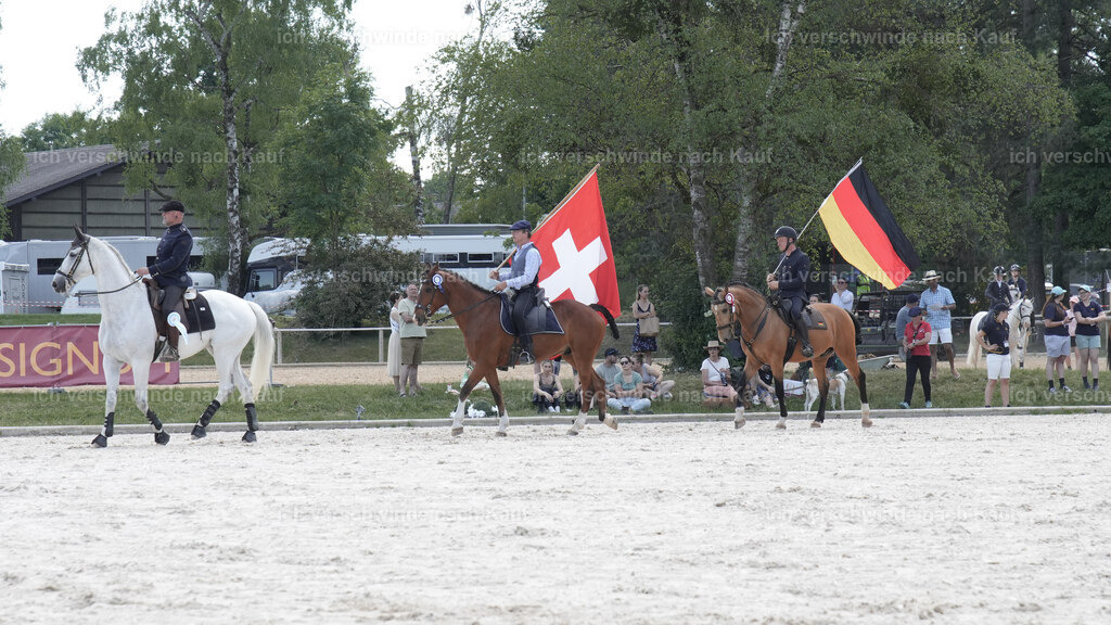 WE_SP_Stoib_Siegerehrung_PI2025_2113 | Pferd International München 2025