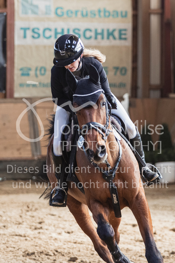 250322_HF-Schwarzenmoor_A2-Spr-111 | Deine schönsten Turniermomente als professionelle Fotos! Entdecke hochwertige Pferdesport-Fotografie im Online-Shop. Jetzt Fotos finden & bestellen!