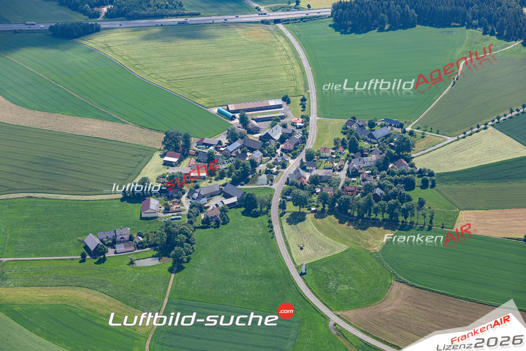 Die Luftbildaufnahme Fleisnitz -  wurde 2019 mittels Flugzeug (keine Drohne) erstellt. Perfekte Schärfe und Druck- Ergebnisse- Garantiert!