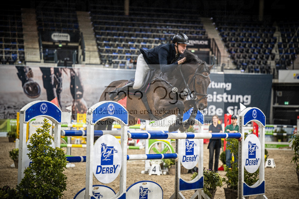 DOS_0552 | Entdecke hochwertige Reitturnierfotos von Foto Oger. Professionell, emotional und authentisch – jetzt Lieblingsmomente im Shop bestellen.Deutschlandweite Turnierfotografie. - Realisiert mit Pictrs.com