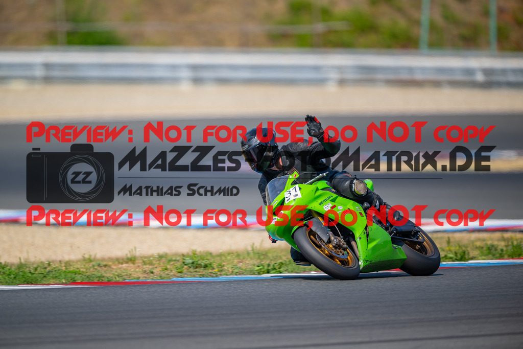 MaZZes-Fotomatrix-20260805-529077 | OPEN