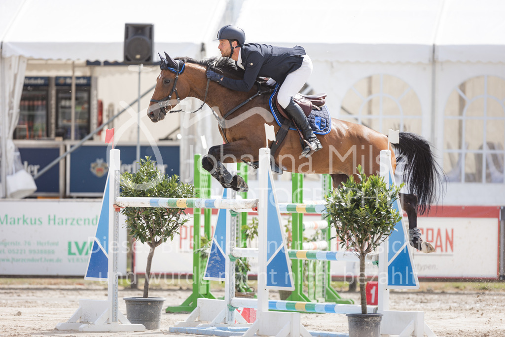 220611_LüPfSpTa_M2-Spr-407 | Lützower Pferdesporttage
Springprüfung Kl. M**
11.06.2022