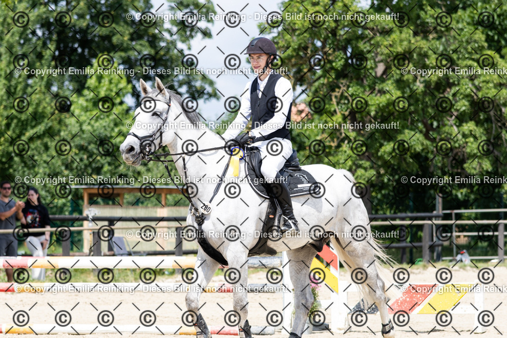 CL5A8950 | Emilia Reinking Fotografie - Realisiert mit Pictrs.com