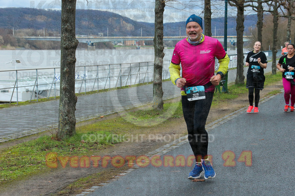 221231_1028_EX1_7259 | Sportfotografie im Rhein-Sieg Kreis, Köln, Bonn, NRW, Rheinland Pfalz, Hessen, etc. Unser Tätigkeitsfeld umfasst den Laufsport vom Volkslauf über den Marathon, Duathlon, Triathon bis zum Ultralauf wie Kölnpfad Ultra oder Schindertrail.