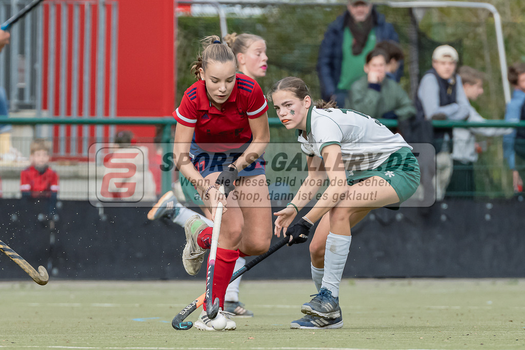 HK_20231022_106093 | Finale Deutsche Meisterschaft Feld WU16 Uhlenhorst Mülheim - Düsseldorfer HC am 22.10.2023 DHC, Düsseldorf ,