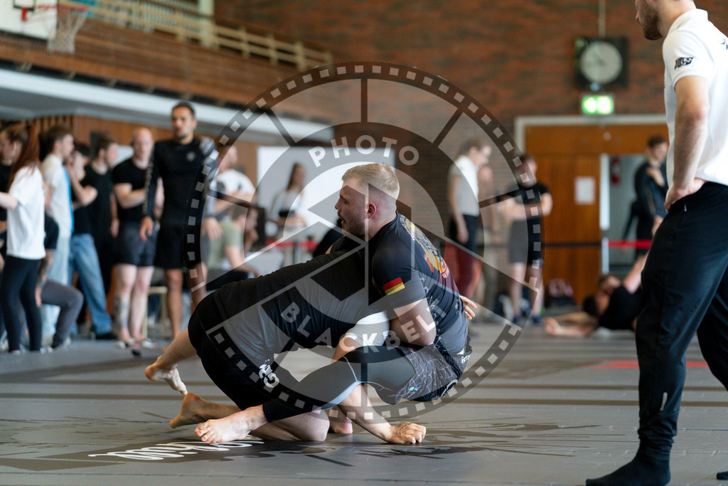 20240608PBB00740 | Fighters compete during the ILLCS VII summer edition luta livre competition in Hannover, Germany, on June 8, 2024.