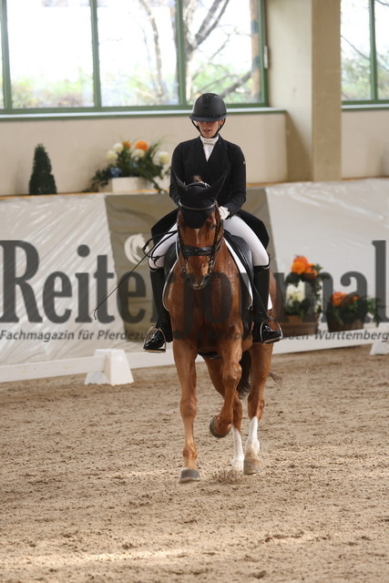 Gut Ising_2023_Prfg.Nr.06_Finale_TFD-Cup_Annalena Groß_Brunello di Montalcino (12) | Alle Fotos der Reiterjournal Fotografin Doris Matthaes im Reiterjournal Online-Fotoshop. - Realisiert mit Pictrs.com