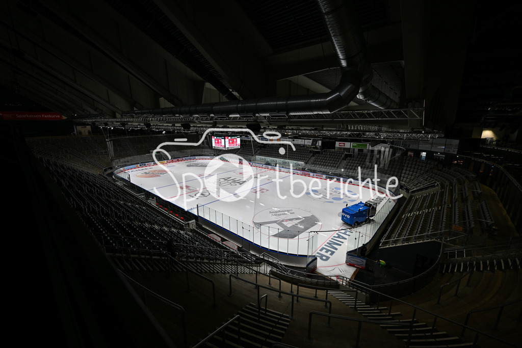 Augsburger Panther - Eisbären Berlin | Im Bild das Curt Frenzel Stadion vor der DEL Partie zwischen Augsburg und Berlin / Eisstadion / Eishalle, Symbolbild / DEL: Augsburger Panther  - Eisäbren Berlin; Curt Frenzel Stadion am 03.10.2025