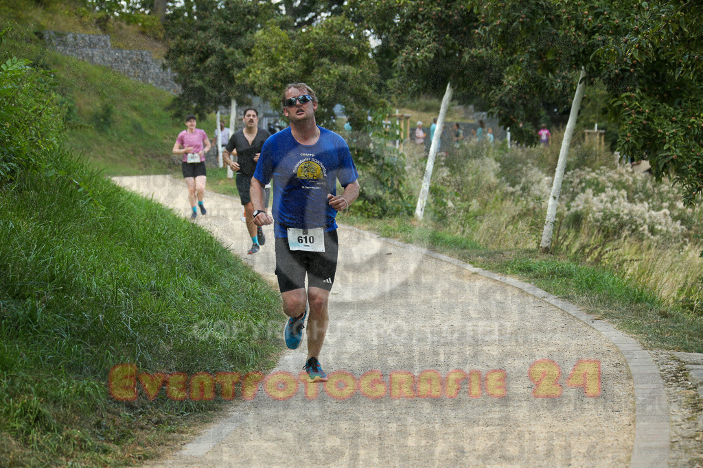 250824_1432_EX1_6554 | Sportfotografie im Rhein-Sieg Kreis, Köln, Bonn, NRW, Rheinland Pfalz, Hessen, etc. Unser Tätigkeitsfeld umfasst den Laufsport vom Volkslauf über den Marathon, Duathlon, Triathon bis zum Ultralauf wie Kölnpfad Ultra oder Schindertrail.