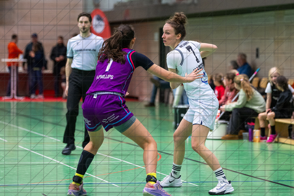 2. DBBL Nord 25/26 | Spieltag 17 | BBC Osnabrück vs. BG74 Veilchen Ladies Göttingen | 01.02.26: 2. DBBL Nord 25/26 | Spieltag 17 | BBC Osnabrück vs. BG74 Veilchen Ladies Göttingen / Osnabrück / Deutschland  //   CREDIT:www.bullenfotos.de, Martin König, Hörner Weg 40, D-49078 Osnabrück, +4917663732967 // Nutzung und Weitergabe nur zu den vereinbarten Zwecken. Presseanfragen an Ersteller. Alle Rechte beim Ersteller. Honorierung nach MFM. - Realisiert mit Pictrs.com