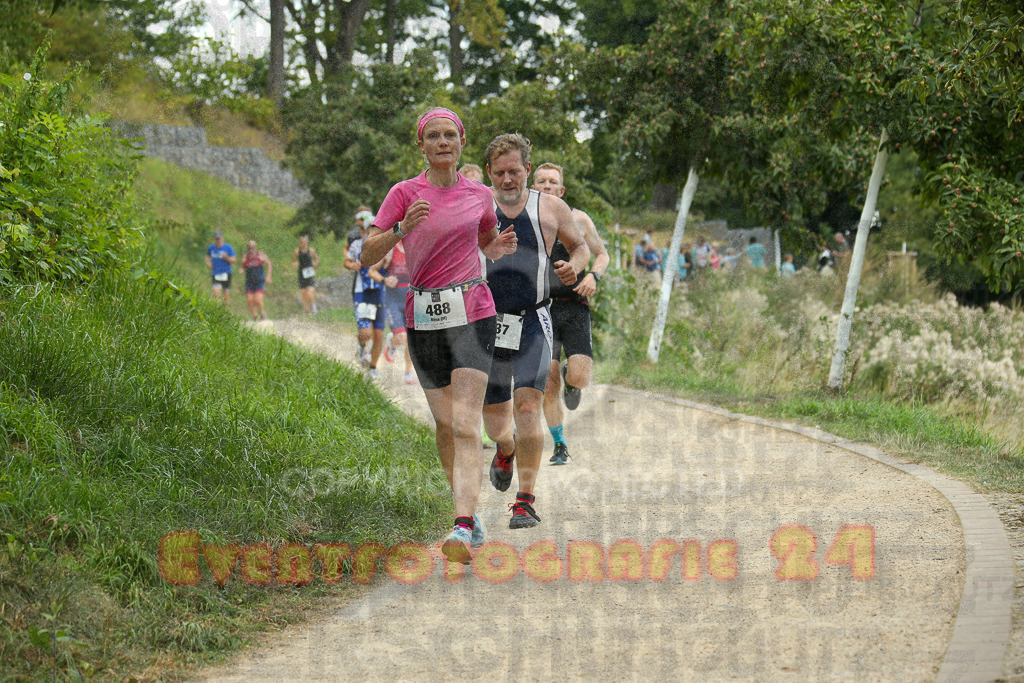250824_1353_EX1_4124 | Sportfotografie im Rhein-Sieg Kreis, Köln, Bonn, NRW, Rheinland Pfalz, Hessen, etc. Unser Tätigkeitsfeld umfasst den Laufsport vom Volkslauf über den Marathon, Duathlon, Triathon bis zum Ultralauf wie Kölnpfad Ultra oder Schindertrail.