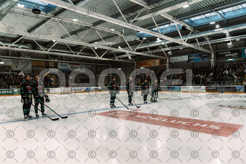 Alligators_vs_Bayreuth_10_2025-47 | Höchstadt Alligators Fotogalerie: Eishockey-Action aus Franken. Professionelle Spielfotos, Portraits & Stadionbilder zum Download. Jetzt entdecken! - Realisiert mit Pictrs.com