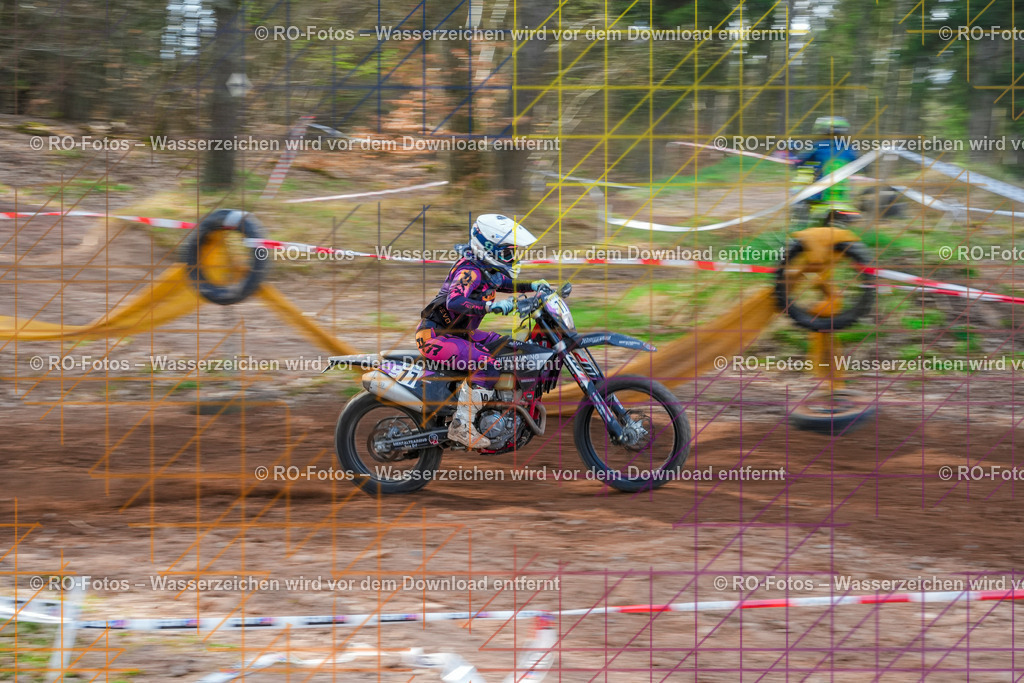 3 Lauf Mernes-2252 | Sportfotografie von RO-Fotos: Motorsport, Motocross, Enduro, Laufveranstaltungen und Triathlon. Professionelle Fotos von Sportlern und Events. - Realisiert mit Pictrs.com