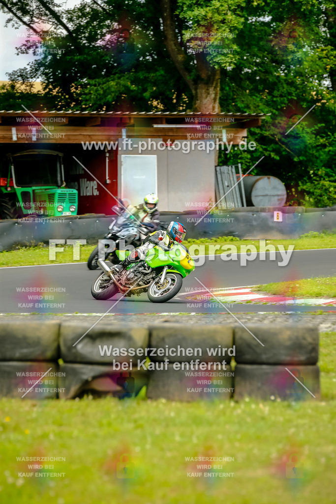 VBK-4576 | Hier findet Ihr Bilder von Touristenfahrten auf der Nürburgring Nordschleife oder von anderen Veranstaltungen die ich besucht habe. Viel Spass beim Durch Schauen 