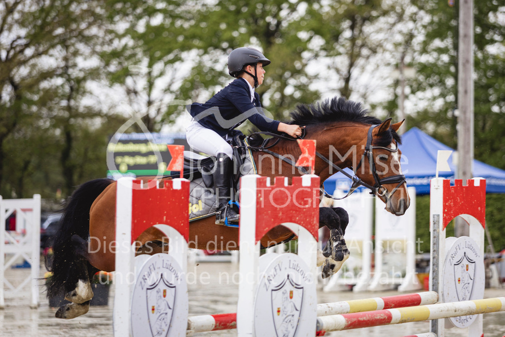 240426_Olfen-Vinnum_PonyTrophy-131 | Deine schönsten Turniermomente als professionelle Fotos! Entdecke hochwertige Pferdesport-Fotografie im Online-Shop. Jetzt Fotos finden & bestellen!
