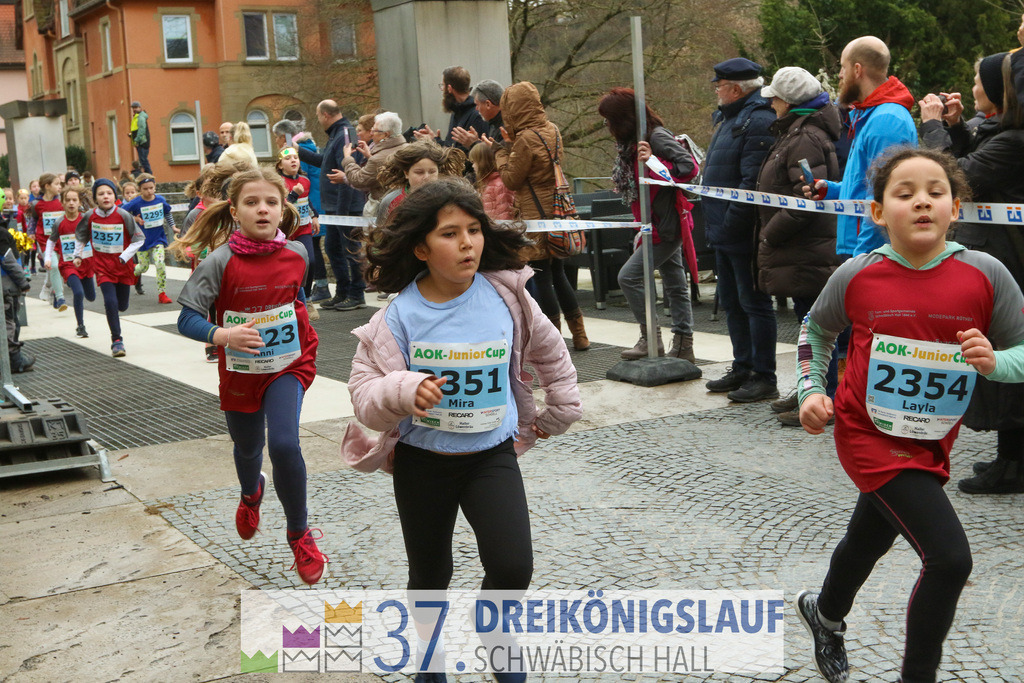 AOK JuniorCup 400m | 3Koenigslauf 2023 - Realisiert mit Pictrs.com