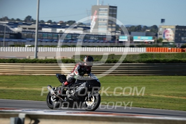 2025_03_30_PBK_31635 | Sportfotografie; SlowMotion; Video; Rennstrecke; Hafeneger; Speer; Racing; RSE; BMW; CBO; Trackday; Motorsportarena; Hockenheimring; Brno; Most; Barcelona; Valencia