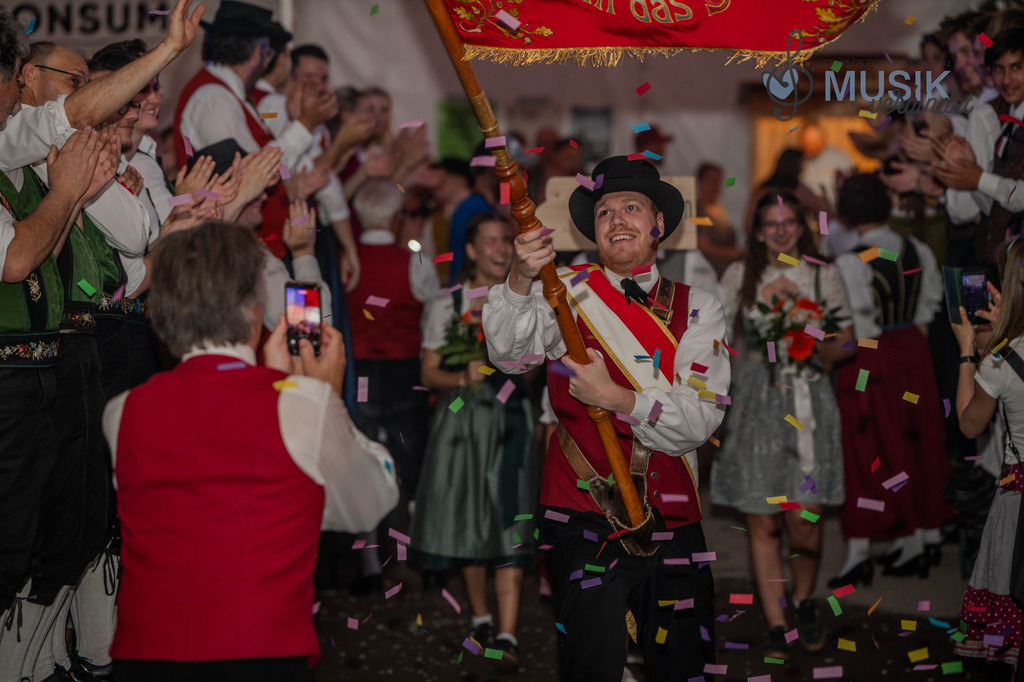 DSC_5941 | "Fussifoto.com – Ihr Ansprechpartner für hochwertige Fotografie! Entdecken Sie kreative Bilder und professionelle Dienstleistungen. Kontaktieren Sie uns für Ihre Projekte!"