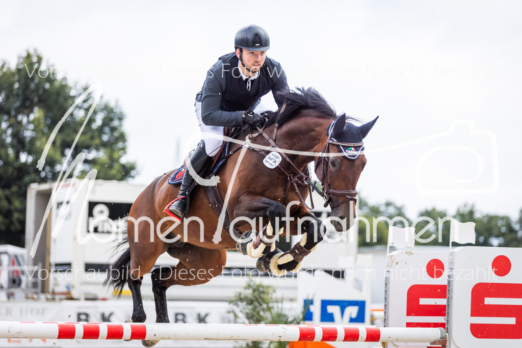 BHO-2PhSpr-M-5-2136 | MomenTaufnahmen Pferdesportfotos