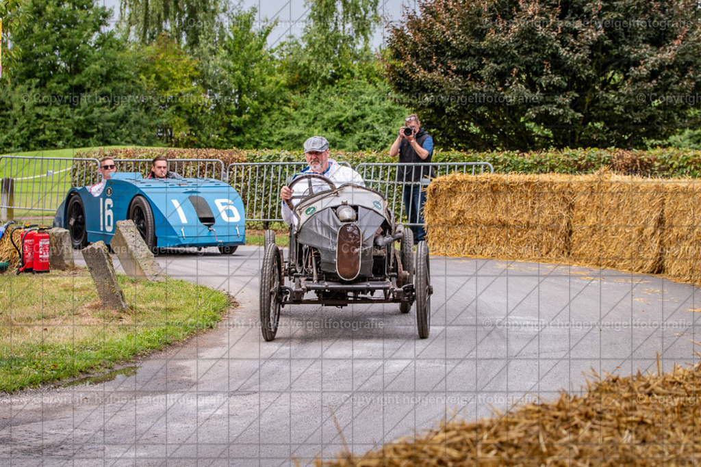 20250802155739D75_5007 | Classic Days Rittergut Birkhof 2025 - Realisiert mit Pictrs.com