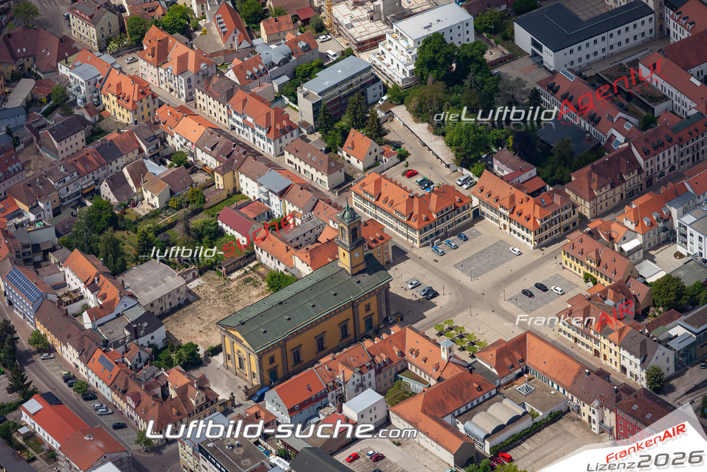 Aktuelles Luftbild von karlsplatz ansbach - Die Luftaufnahme wurde 2020 mittels UL-Flugzeug erstellt ( keine Drohne ) - hochauflösende Kamera-Systeme von  Canon -Beste Qualität - Für grossformatige Ausdrucke geeignet. Die Geschenkidee !