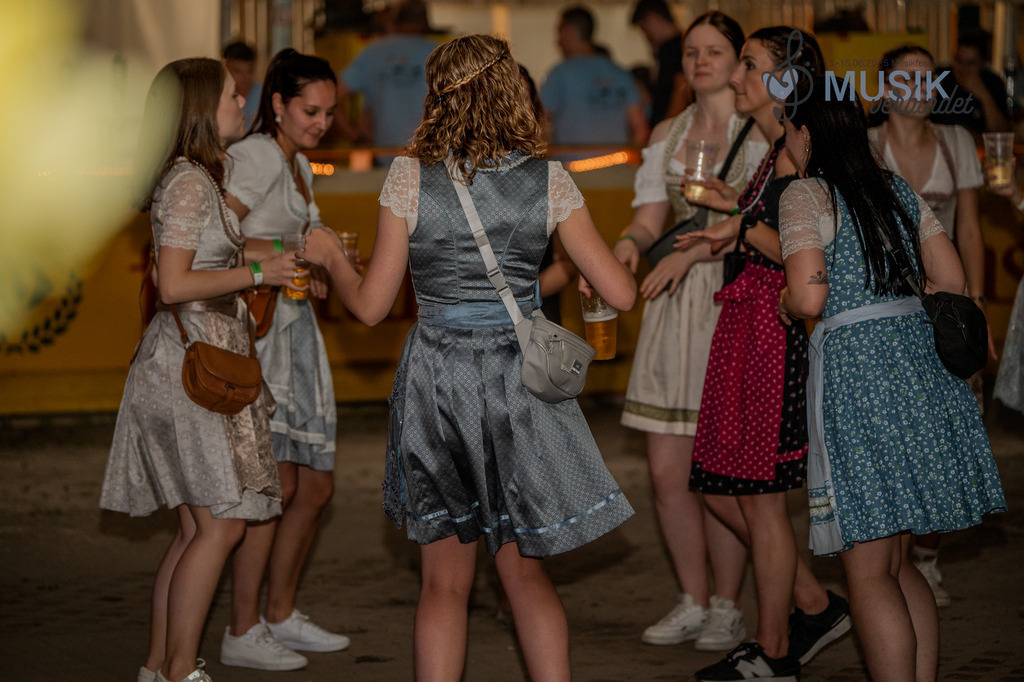 DSC_3371 | "Fussifoto.com – Ihr Ansprechpartner für hochwertige Fotografie! Entdecken Sie kreative Bilder und professionelle Dienstleistungen. Kontaktieren Sie uns für Ihre Projekte!"