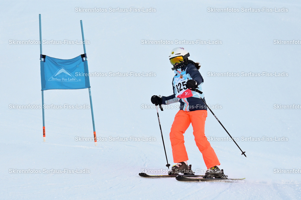 SRF_25.12.2025_0083 | Skirennfotos,Serfaus,Fiss,Ladis,Kinderskirennen,Winter,Tirol,Oberland,skirace,SFL,feelfree,weil wir's genießen,ski,Ski,skifahren,Sonnenplateau, - Realisiert mit Pictrs.com