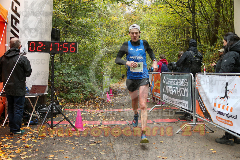 251026_1219_EX1_0094 | Sportfotografie im Rhein-Sieg Kreis, Köln, Bonn, NRW, Rheinland Pfalz, Hessen, etc. Unser Tätigkeitsfeld umfasst den Laufsport vom Volkslauf über den Marathon, Duathlon, Triathon bis zum Ultralauf wie Kölnpfad Ultra oder Schindertrail.