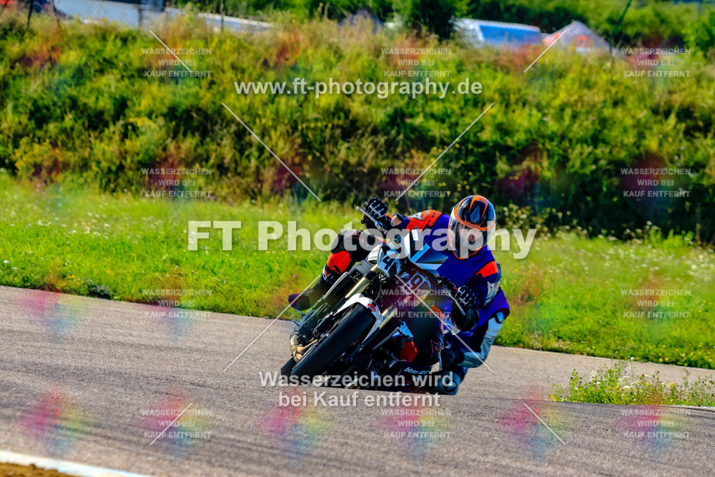 049-2325 | Hier findet Ihr Bilder von Touristenfahrten auf der Nürburgring Nordschleife oder von anderen Veranstaltungen die ich besucht habe. Viel Spass beim Durch Schauen 