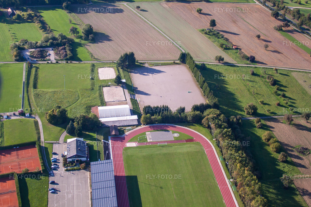Luftbild: Sportgelände des SV-1899 eV Langensteinbach im Ortsteil Langensteinbach in Karlsbad im Bundesland Baden-Württemberg in Deutschland. Foto: IMG_45241.jpg vom 21.09.2011 durch Werner Riehm/FLY-FOTO.de