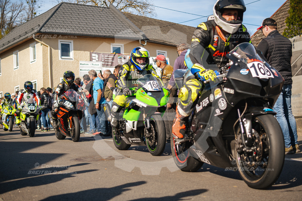 1437 - Bergrennen Landshaag2026 | BREITBILD Austria Webshop

Finde Fotos von: Breitbild, Breitbild Austria, Landshaag, Europeanbikers, KTM, BMW, Bergrennen, Bikeporn, Carporn, Bikes, Cars, Fotografie, Oberösterreich, Österreich, Berufsfotograf, Motorradteile Ganster, Julbach, Pannoniari - Realisiert mit Pictrs.com