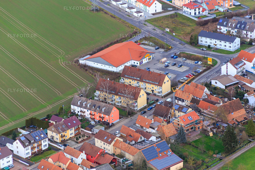 Luftbild: Saarstr mit NETTO-Markt in Kandel im Bundesland Rheinland-Pfalz in Deutschland. Foto: IMG_085912.jpg vom 08.01.2016 durch Werner Riehm/FLY-FOTO.de
