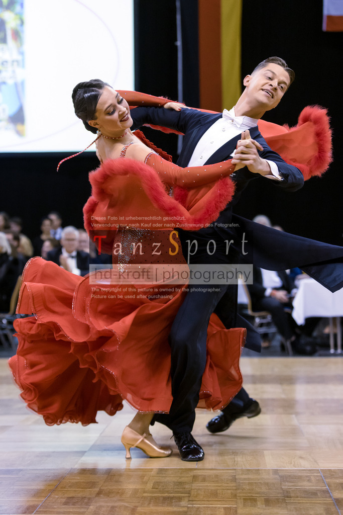 20241102_DM_HGR_Std_15916 | Tanzsportbilder, Standardtanz, Lateintanz, WDSF, DTV, LTVB, dancecomp, goc, hessen tanzt, blaues band der spree, walzer, tango, wiener walzer, slowfox, quickstepp, samba, rumba, cha-cha-cha, paso doble. jive, hd-kroft photography, turniertanzsport