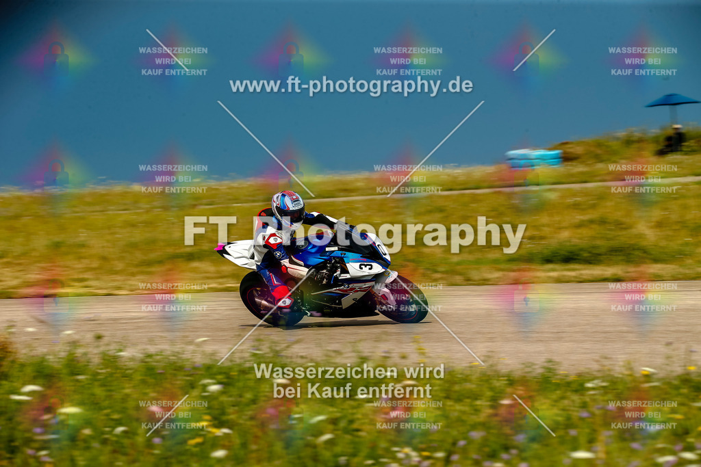 Chambley Juli-0638 | Hier findet Ihr Bilder von Touristenfahrten auf der Nürburgring Nordschleife oder von anderen Veranstaltungen die ich besucht habe. Viel Spass beim Durch Schauen 