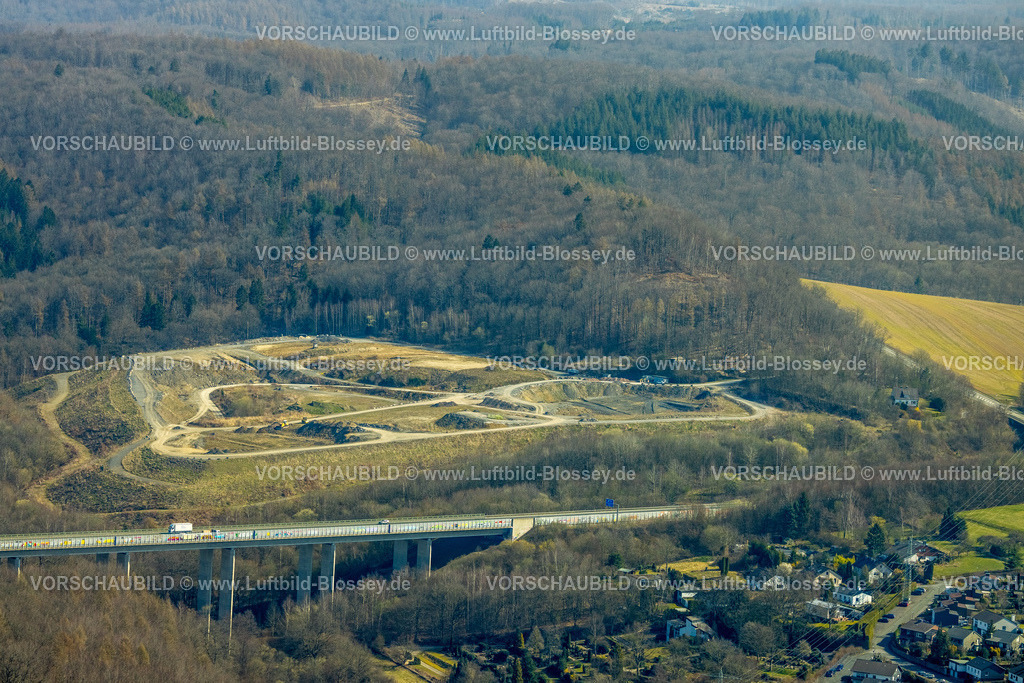 Arnsberg220302012 | Luftbild, Erddeponie an der Autobahntalbrücke Berbke der Autobahn A46, Arnsberg, Sauerland, Nordrhein-Westfalen, Deutschland