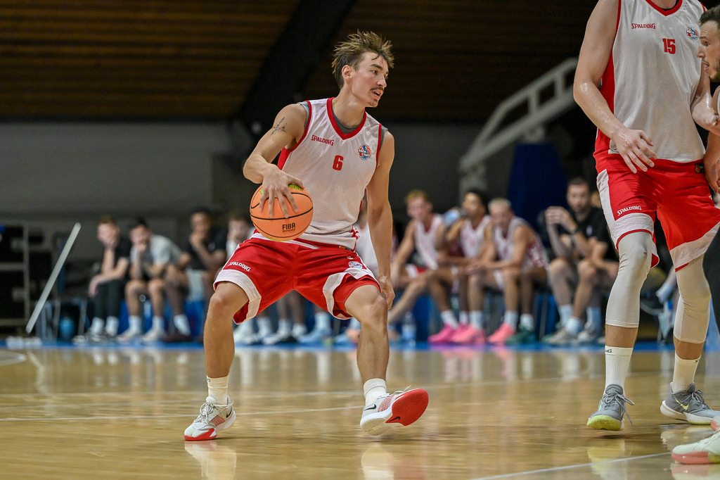 rsk_093 | Fotos von Basketballspielen aus dem Raum NRW fotografiert von Gero Mueller-Laschet und Daniel Schaefer - Realisiert mit Pictrs.com
