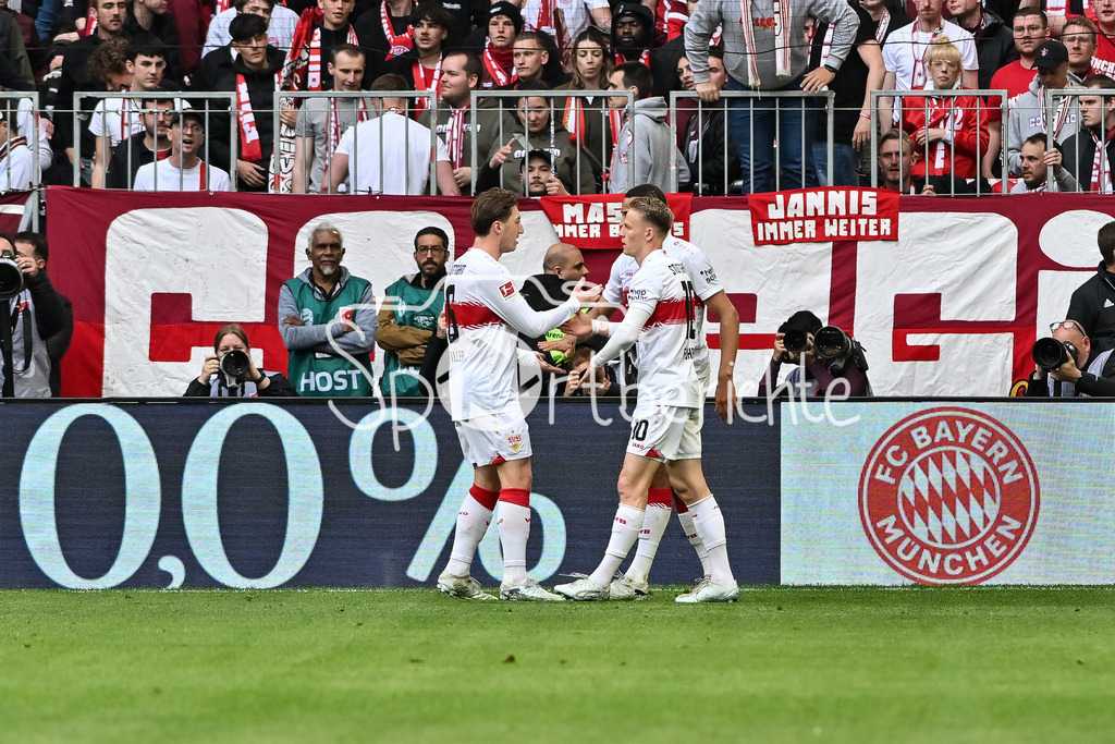 FC Bayern München - VfB Stuttgart | MUNICH, GERMANY - 19. APRIL: Stuttgart celebrating the goal to makes 0-1 - Chris FÜHRICH (VfB Stuttgart 10) - Tor / Torschuetze / Freude / Happy during the Bundesliga Match between FC Bayern Munich vs. VfB Stuttgart at Matchday 30 at Allianz Arena / DFL REGULATIONS PROHIBIT ANY USE OF PHOTOGRAPHS AS IMAGE SEQUENCES AND/OR QUASI-VIDEO