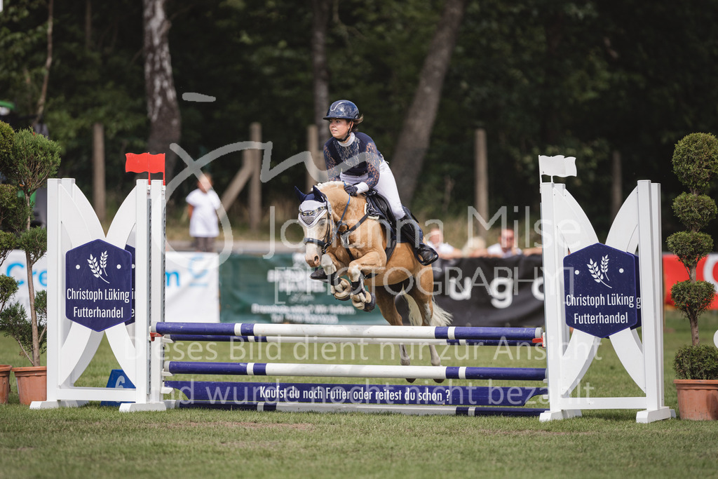 230714_LC_Mini-204 | Deine schönsten Turniermomente als professionelle Fotos! Entdecke hochwertige Pferdesport-Fotografie im Online-Shop. Jetzt Fotos finden & bestellen!