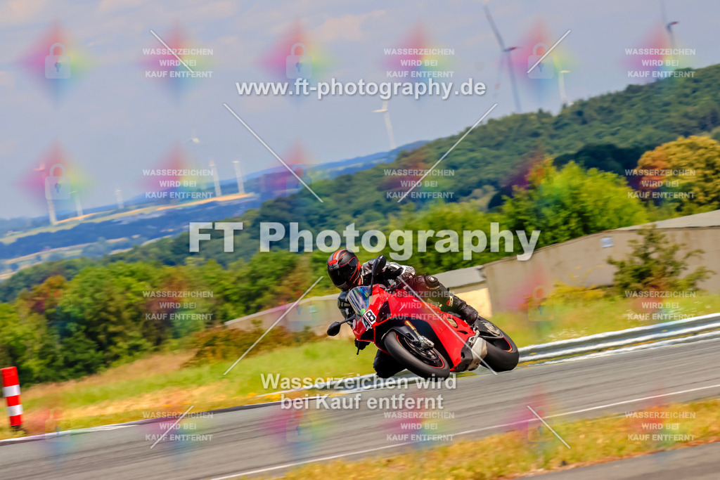 _TCM5046 | Hier findet Ihr Bilder von Touristenfahrten auf der Nürburgring Nordschleife oder von anderen Veranstaltungen die ich besucht habe. Viel Spass beim Durch Schauen 