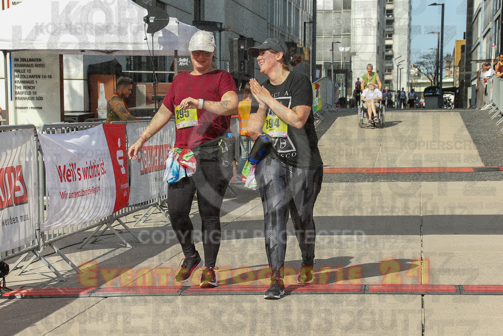 250920_1358_EX1_7166 | Sportfotografie im Rhein-Sieg Kreis, Köln, Bonn, NRW, Rheinland Pfalz, Hessen, etc. Unser Tätigkeitsfeld umfasst den Laufsport vom Volkslauf über den Marathon, Duathlon, Triathon bis zum Ultralauf wie Kölnpfad Ultra oder Schindertrail.