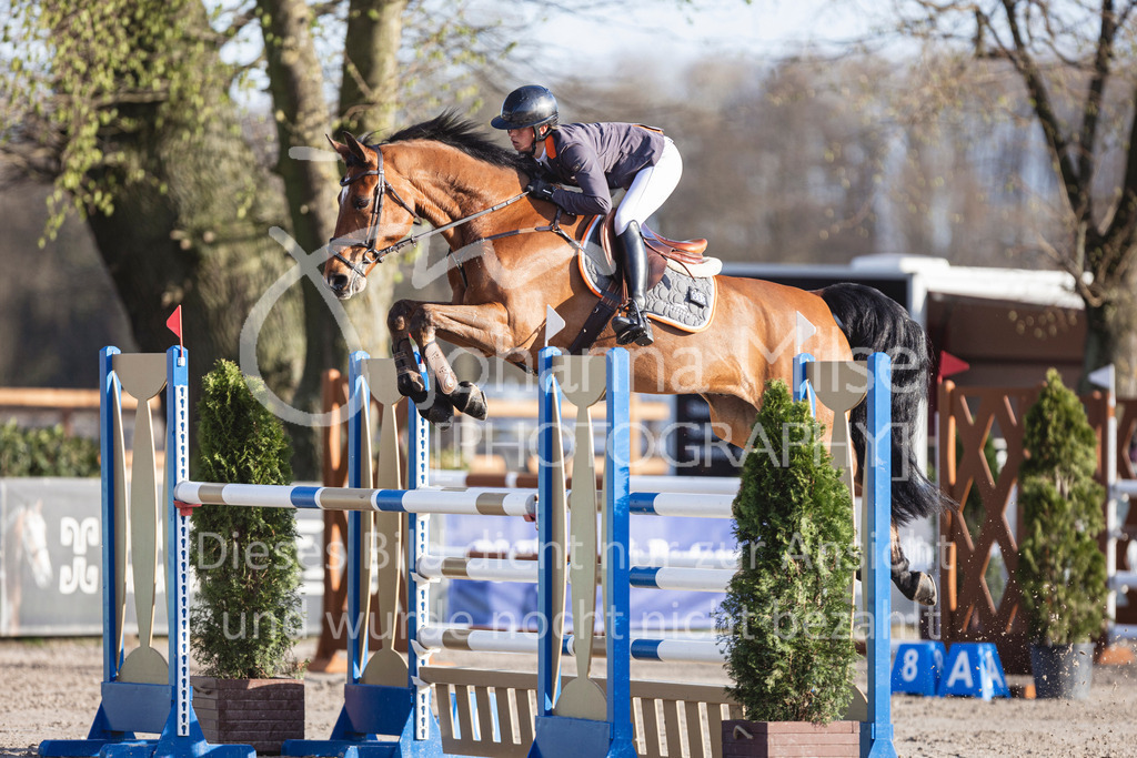 250408_Mühlen_SprPf-M-542 | Deine schönsten Turniermomente als professionelle Fotos! Entdecke hochwertige Pferdesport-Fotografie im Online-Shop. Jetzt Fotos finden & bestellen!