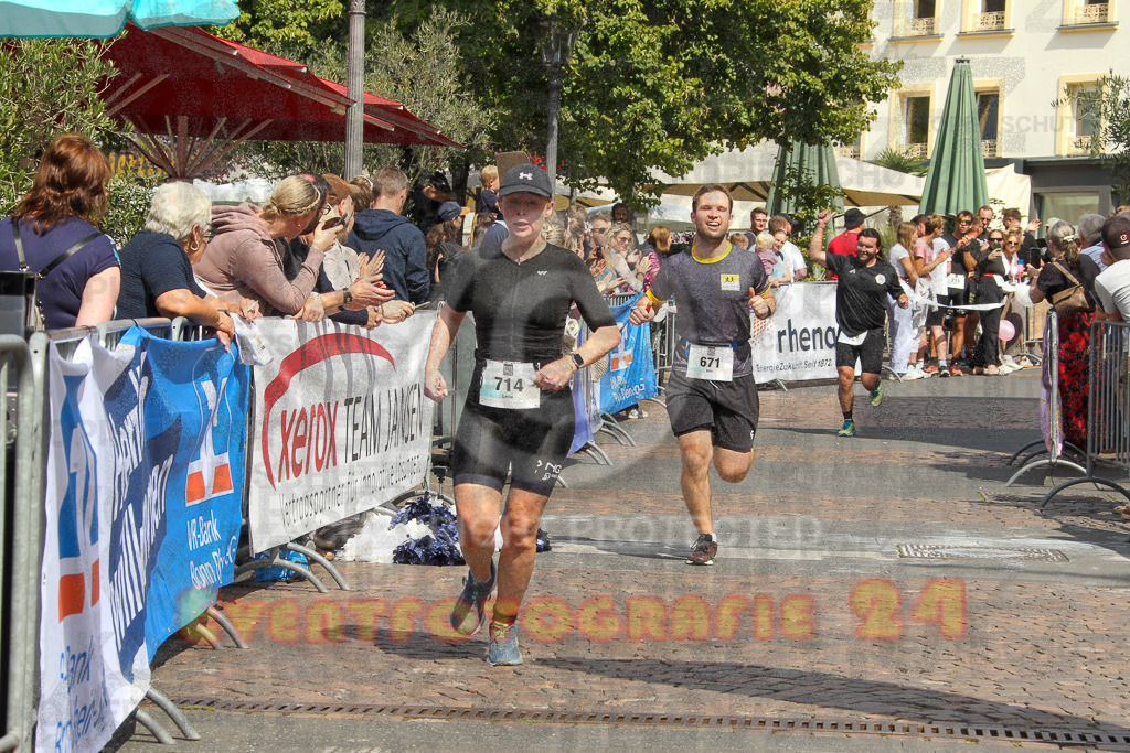 250824_1455_EV4_2355 | Sportfotografie im Rhein-Sieg Kreis, Köln, Bonn, NRW, Rheinland Pfalz, Hessen, etc. Unser Tätigkeitsfeld umfasst den Laufsport vom Volkslauf über den Marathon, Duathlon, Triathon bis zum Ultralauf wie Kölnpfad Ultra oder Schindertrail.