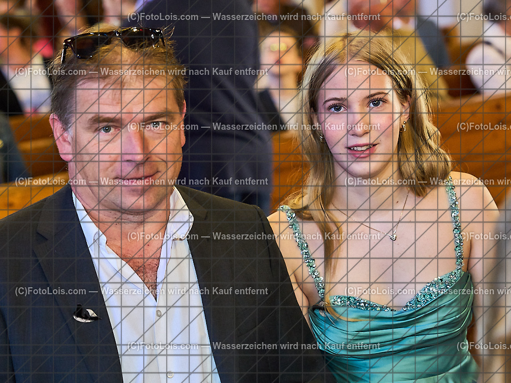 ALP0510_PfarrFirmung Wieselburg_Firmling-PateIn | (C)FotoLois.com, Alois Spandl, Firmung in der Pfarrkirche Wieselburg mit Generalvikar Dr. Christoph Weiss, Dechant Pfarrer Daniel Kostrzycki und Monignore Franz Dammerer, Sa 15. Juni 2024.